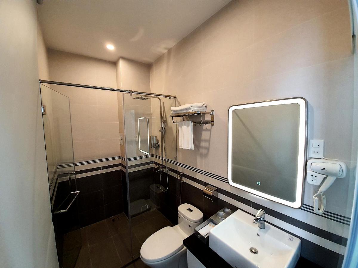 Dong Hai Hotel _ Rạch Giá Kültér fotó